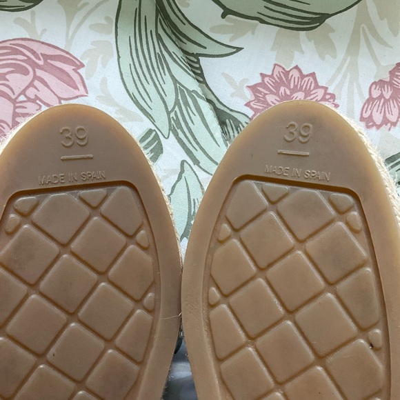 Chanel Women's Espadrilles 100% Authentic - Picture 6 of 12